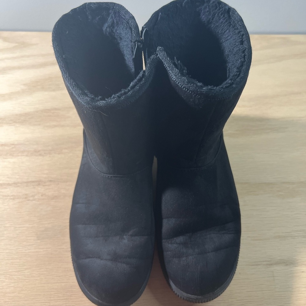 Cat & Jack Girls Natalia Shearling Style Boots